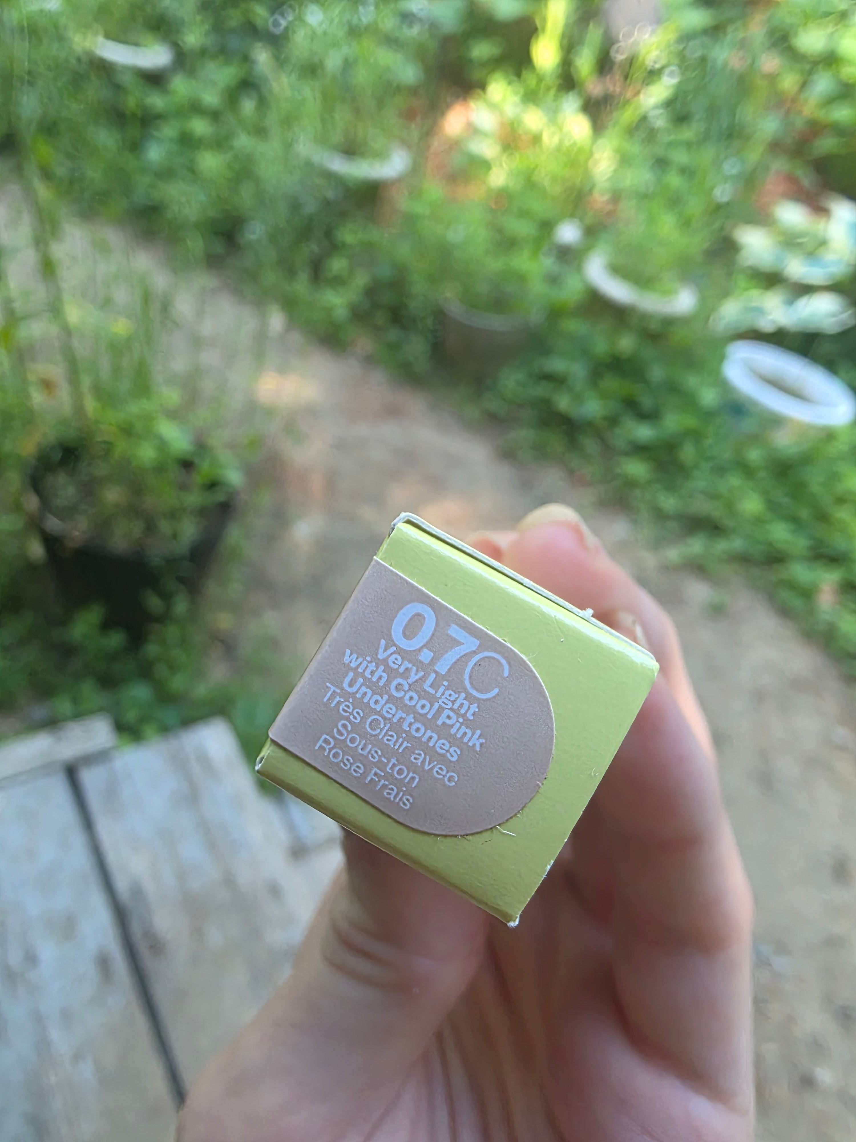 Kosas Revealer Concealer - Shade 0.7C Very Light