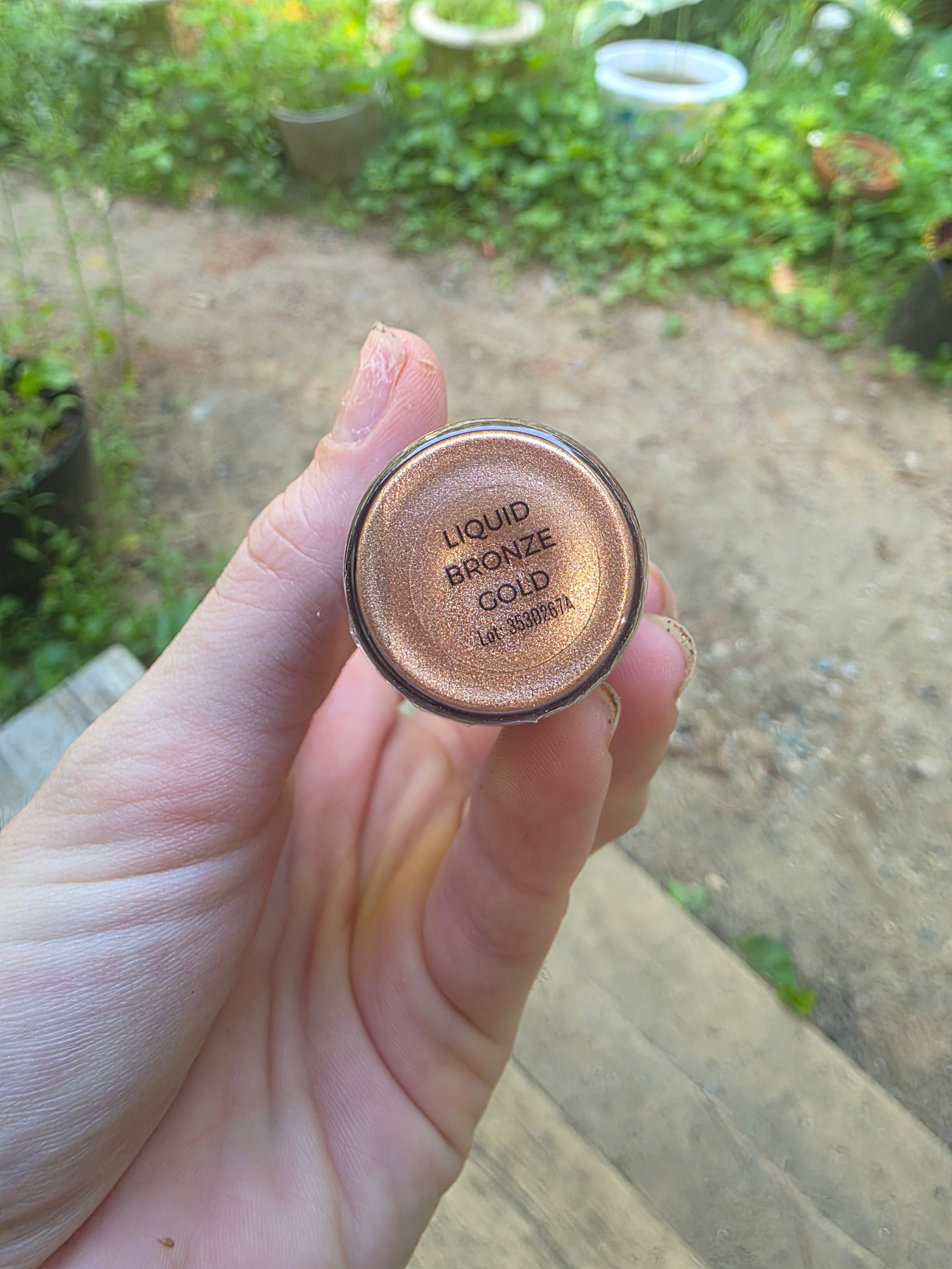 Makeup Revolution Liquid Highlighter - Bronze Gold